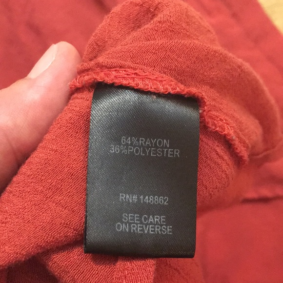 Torrid Blouse Womens Sz 3 Red Button Front Top Semi Sheer Tunic Collared Shirt - Picture 4 of 10